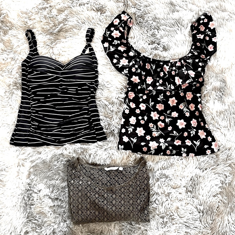 5 Piece Swimsuit and Cover-Up Bundle! - Picture 3 of 15